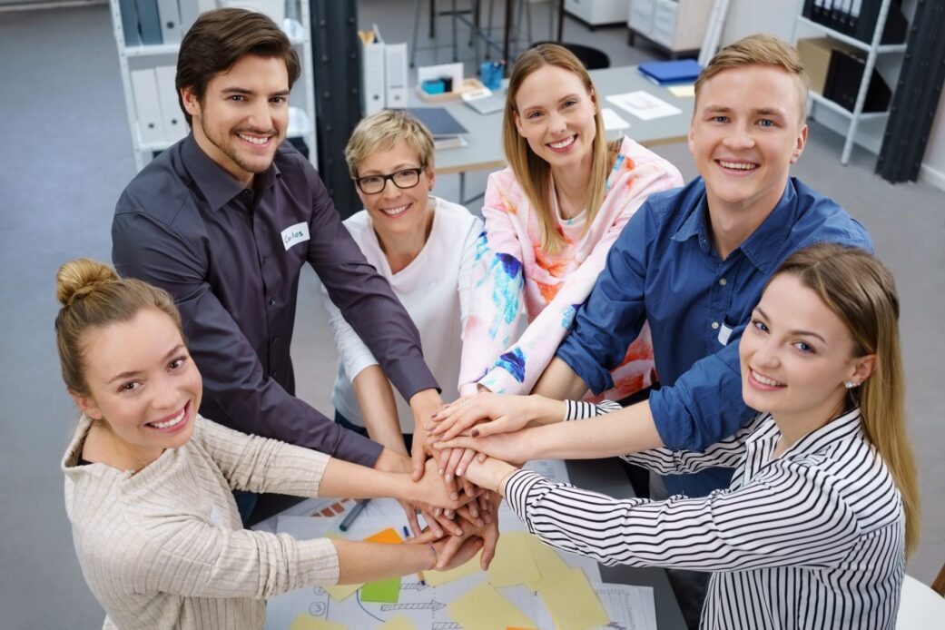 Führungskräftetrainings mit Wirkung und Nutzen für die Praxis – aktuelle Präsenz- und Online-Kurse