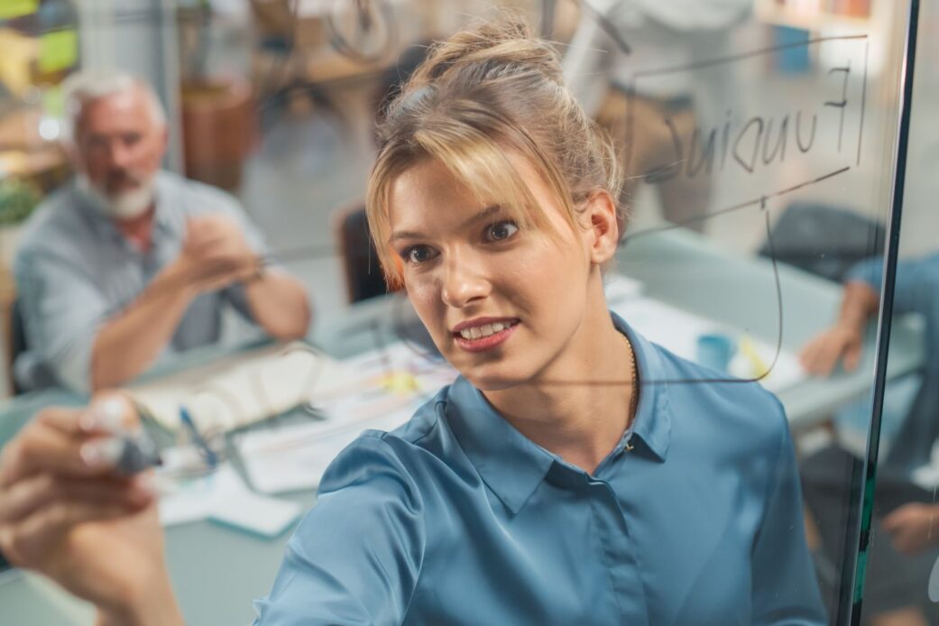 Neue HR-Seminare mit sicheren Terminen – Präsenz-Seminare in Ihrer Region und regelmäßige Online Trainings
