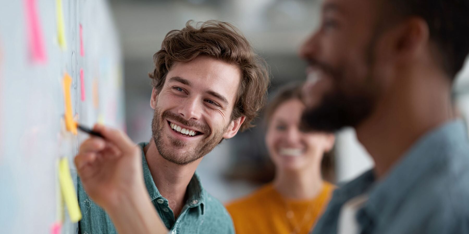 Mitarbeiterbindung durch gute Führung – Kompakttraining GmbH & Co. KG hilft in NRW und Hessen